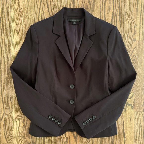 EUC Express Design Studio Two Button Blazer - Black - Size 8 - Picture 9 of 14